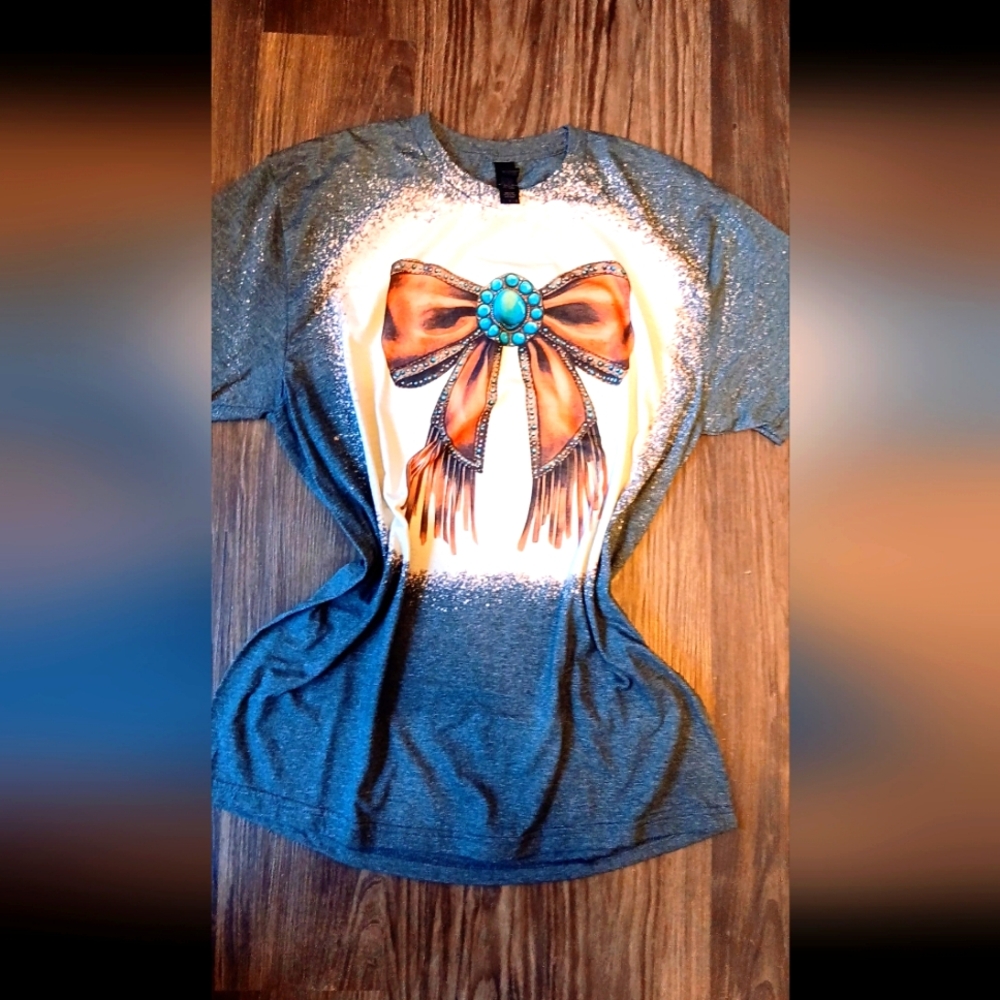 Gray Graphic Bow Women's Top
